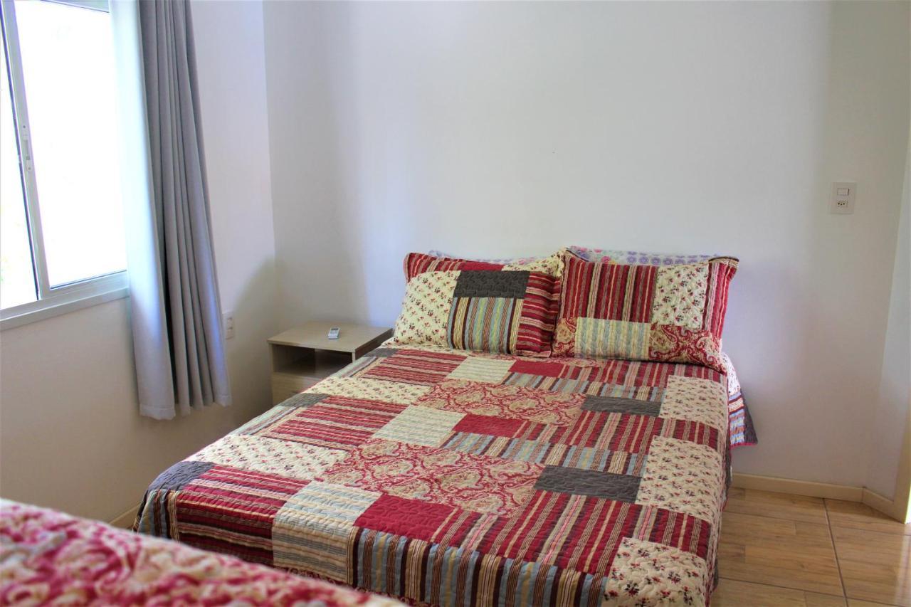 Apartamento Sunset, à 80 metros da praia Palhoça Esterno foto