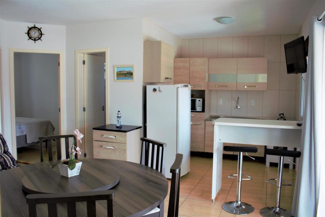 Apartamento Sunset, à 80 metros da praia Palhoça Esterno foto