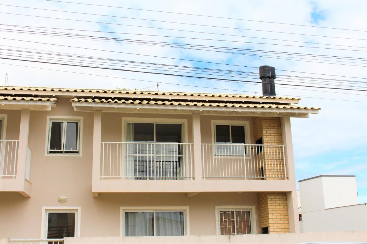 Apartamento Sunset, à 80 metros da praia Palhoça Esterno foto