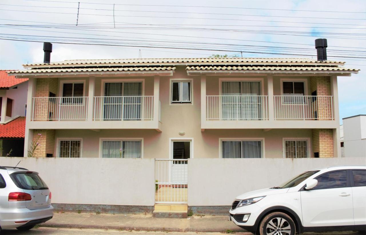 Apartamento Sunset, à 80 metros da praia Palhoça Esterno foto