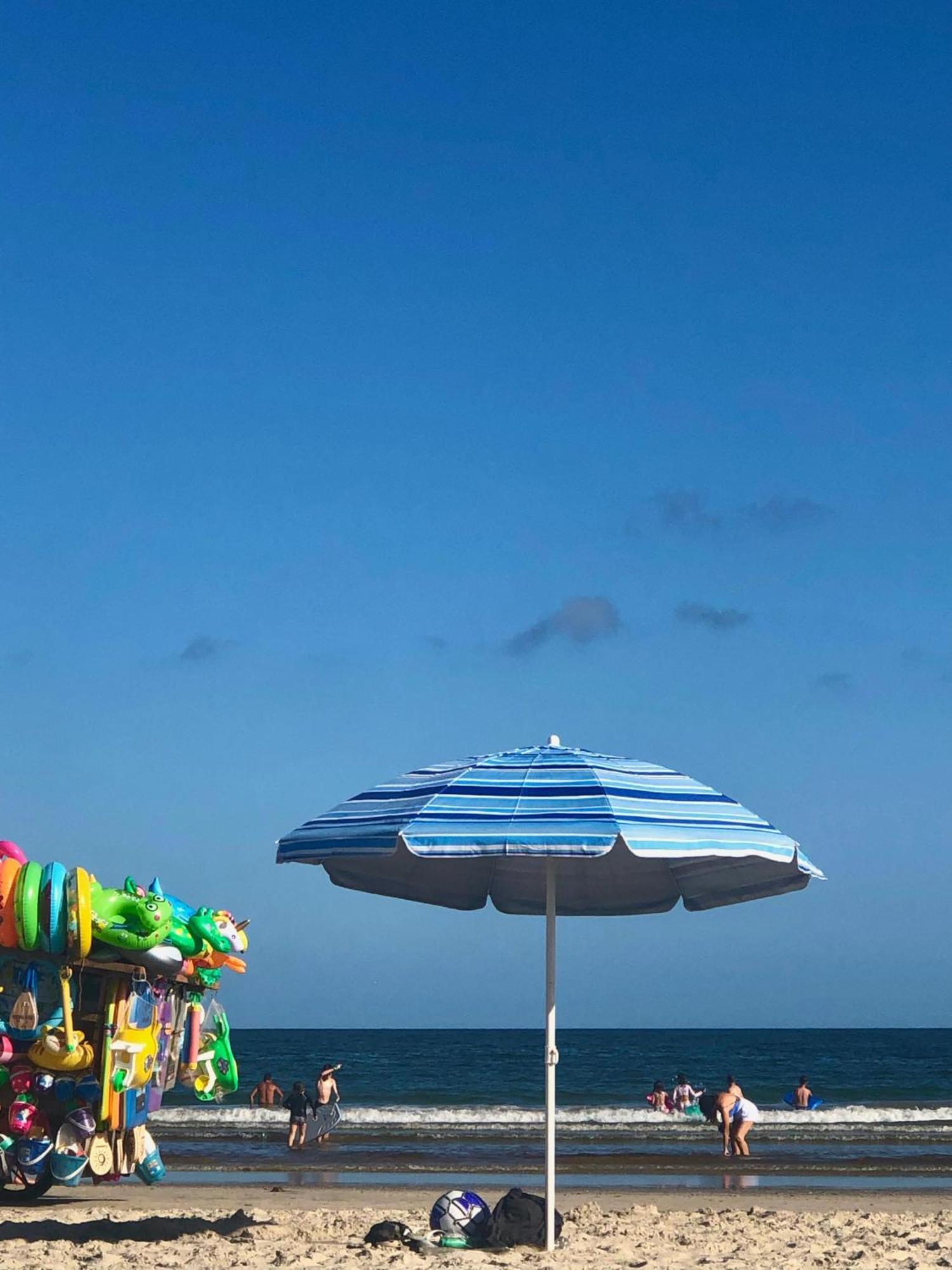 Apartamento Sunset, à 80 metros da praia Palhoça Esterno foto